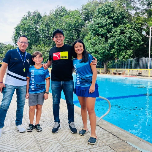 Día 6 de Supérate 2025: ¡Campeones en natación! 🏊🏼‍♂💙🧡Gimnasio Campestre ComfaOriente, presente